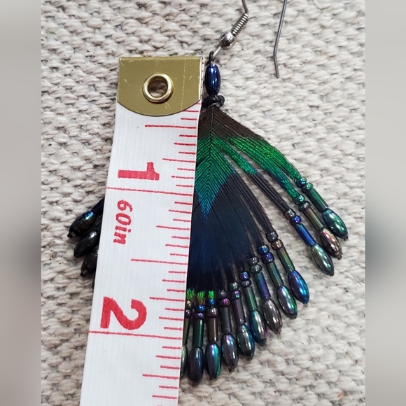 Vintage Peacock feather beaded dangle earrings 2 1/4" long, 2" wide. - Picture 7 of 9